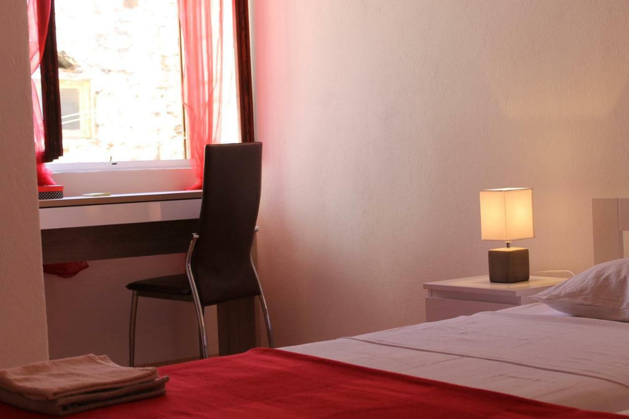 Illy City Centre Apartment Sibenik Luaran gambar